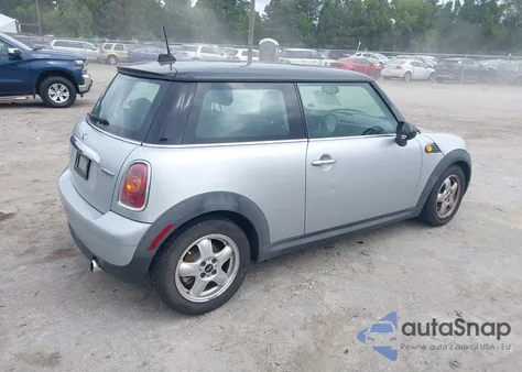 2010 Mini Cooper from USA, damaged, VIN WMWMF3C58ATZ66375